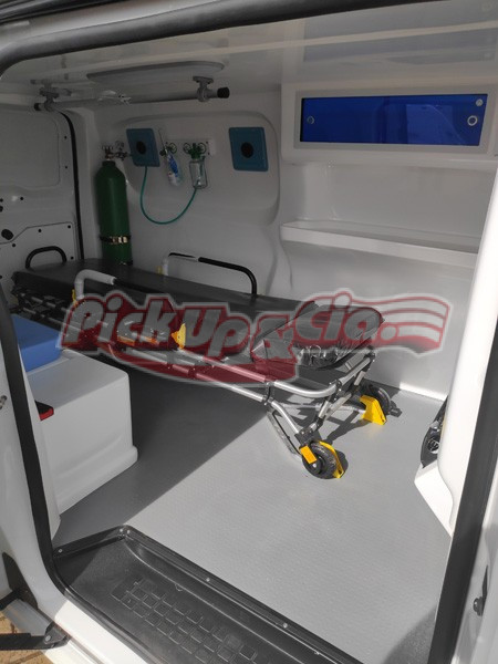 transformação Peugeot Boxer Ambulância